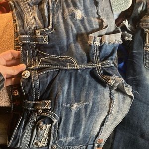 Rock revival size 26